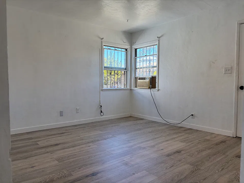 5402-08 Churchward St #5404