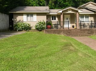 102 Mill Wee Hollow Rd, Rossville, GA 30741