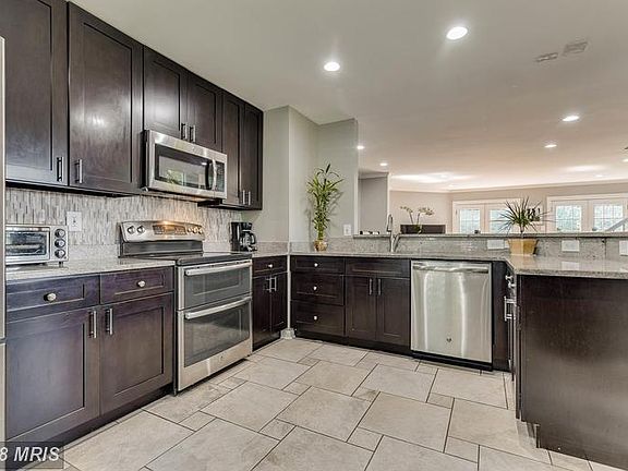 Recently Renovated Gorgeous Kitchen