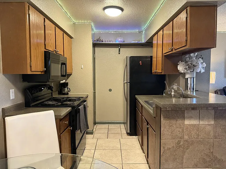 6701 Eastridge Rd #821 — Photo 4