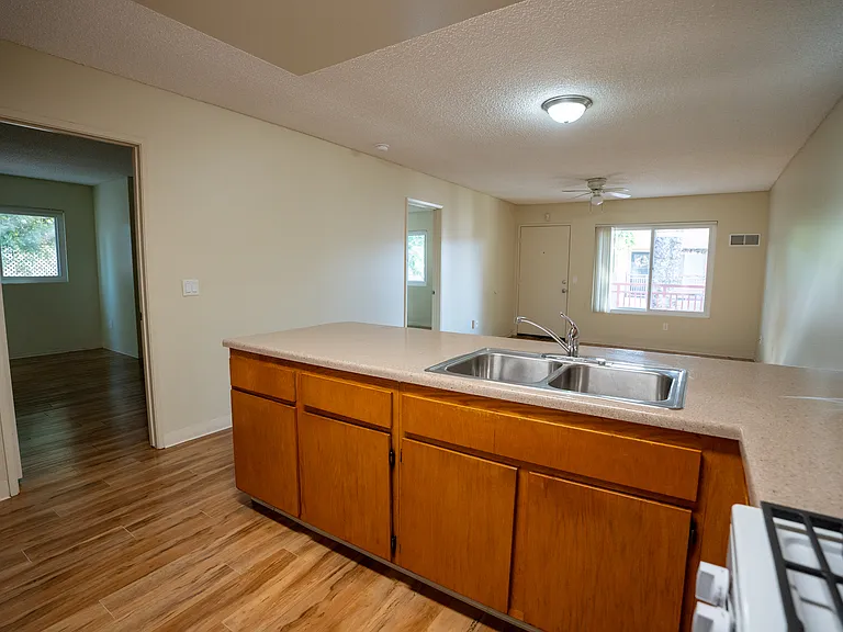 4455 Market St #D — Photo 7