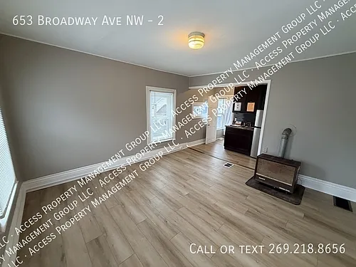 653 Broadway Ave NW #2 Photo 1