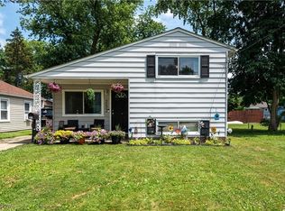 253 Plymouth Dr, Eastlake, OH