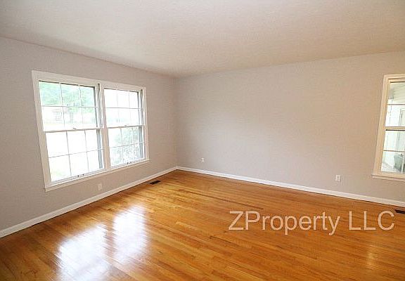 5th image of 5002 Parkwood Dr NW