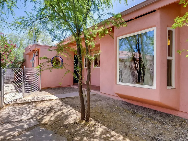 3913 E Montecito St — Photo 27