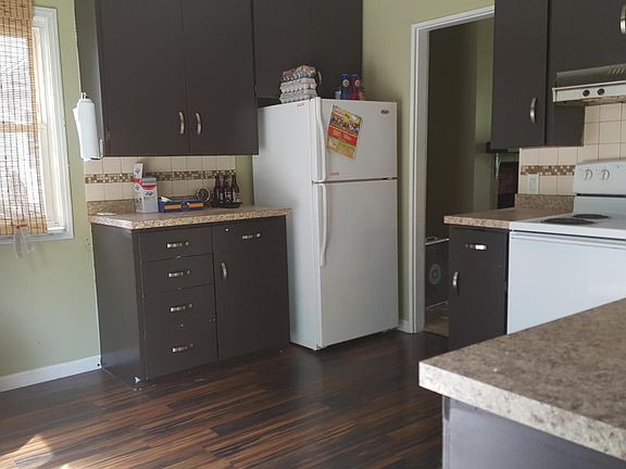 4th image of 905 Clearview St