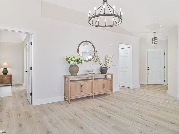 3rd image of 20844 Country Barn Dr