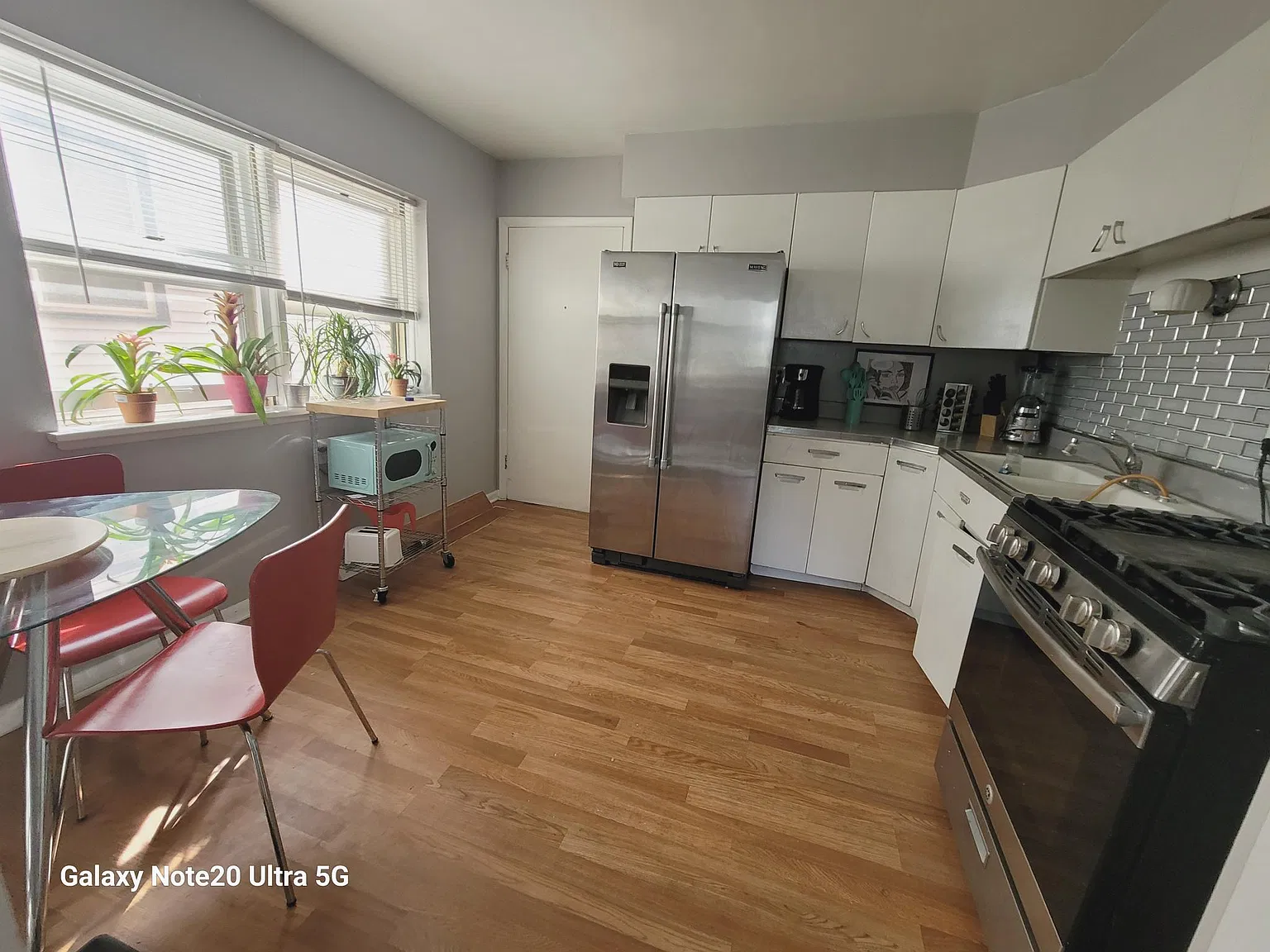 3411 S Howell Ave — Photo 3