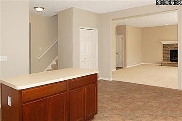 4th image of 37925 Avalon Dr