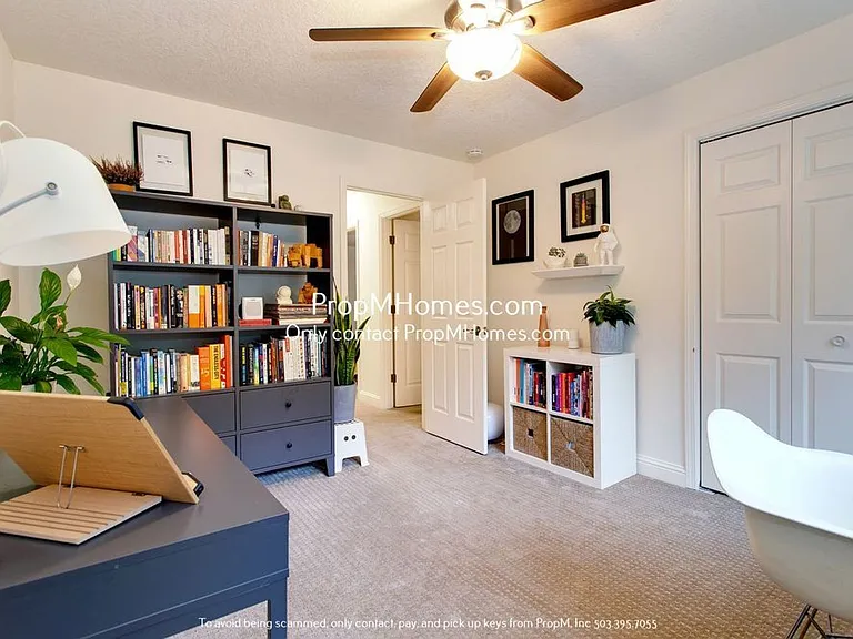 605 SW Arboretum Cir — Photo 31