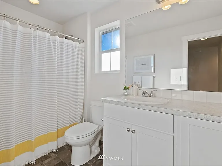 5733 84th Dr NE — Photo 22