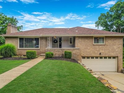 27 Sigrid Dr, Carnegie, PA, 15106