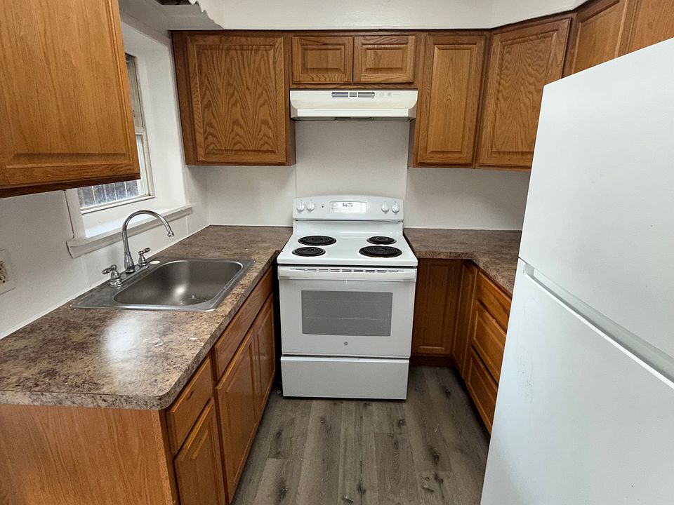 1st image of 234 N 12th St APT 1