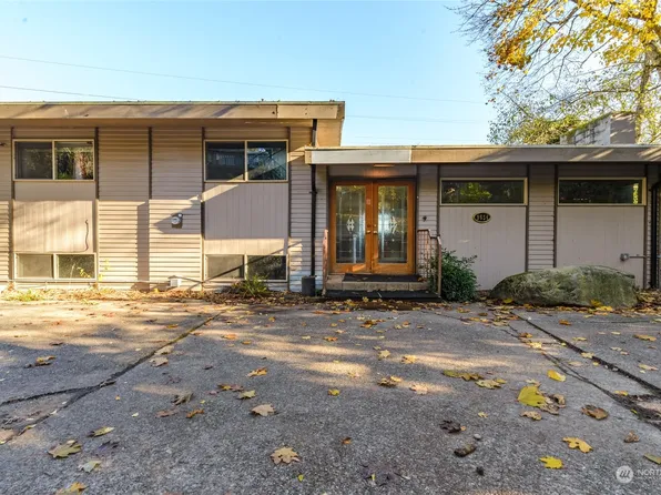 9656 Beacon Avenue S, Seattle, WA 98118