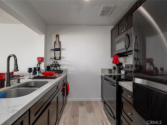 2nd image of 3088 Panorama Rd APT D