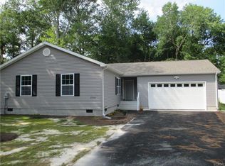 37593 Birch St, Ocean View, DE 19970