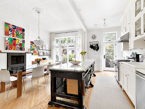 5th image of 565 10th St #1