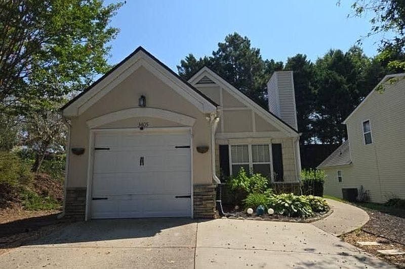 1st image of 3405 Pinehurst Rd