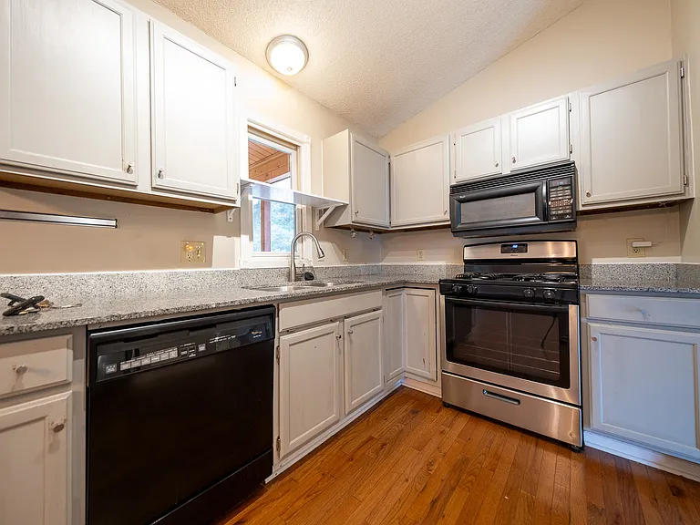 3688 Falcon Way — Photo 8
