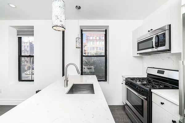 Rented by Platinum Properties | media 15