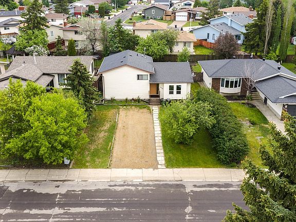 3rd image of 2045 46th St NW