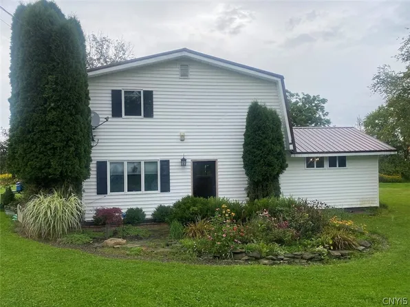 8578 County Road 15, Angelica, NY 14709