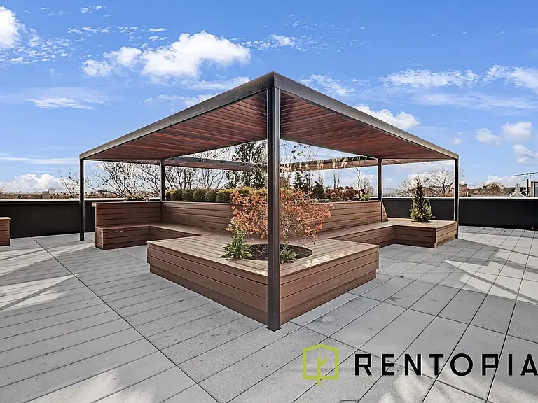 658 Madison St #3G — Photo 13