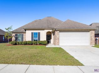 9045 Reserve Oak Ave, Zachary, LA 70791