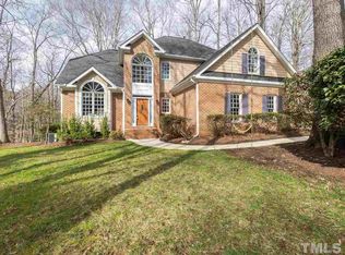 110 Windfall Ct, Cary, NC 27518