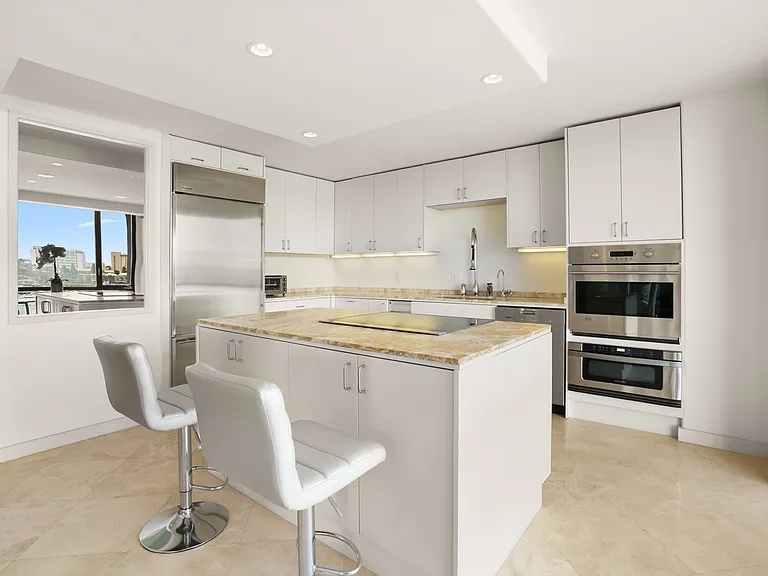 601 Lido Park Dr #8A — Photo 16