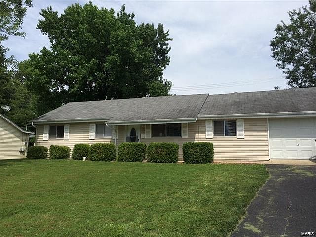 1st image of 22 Saint Paul Ct