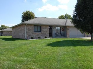 4112 Roundhill Dr, Anderson, IN 46013