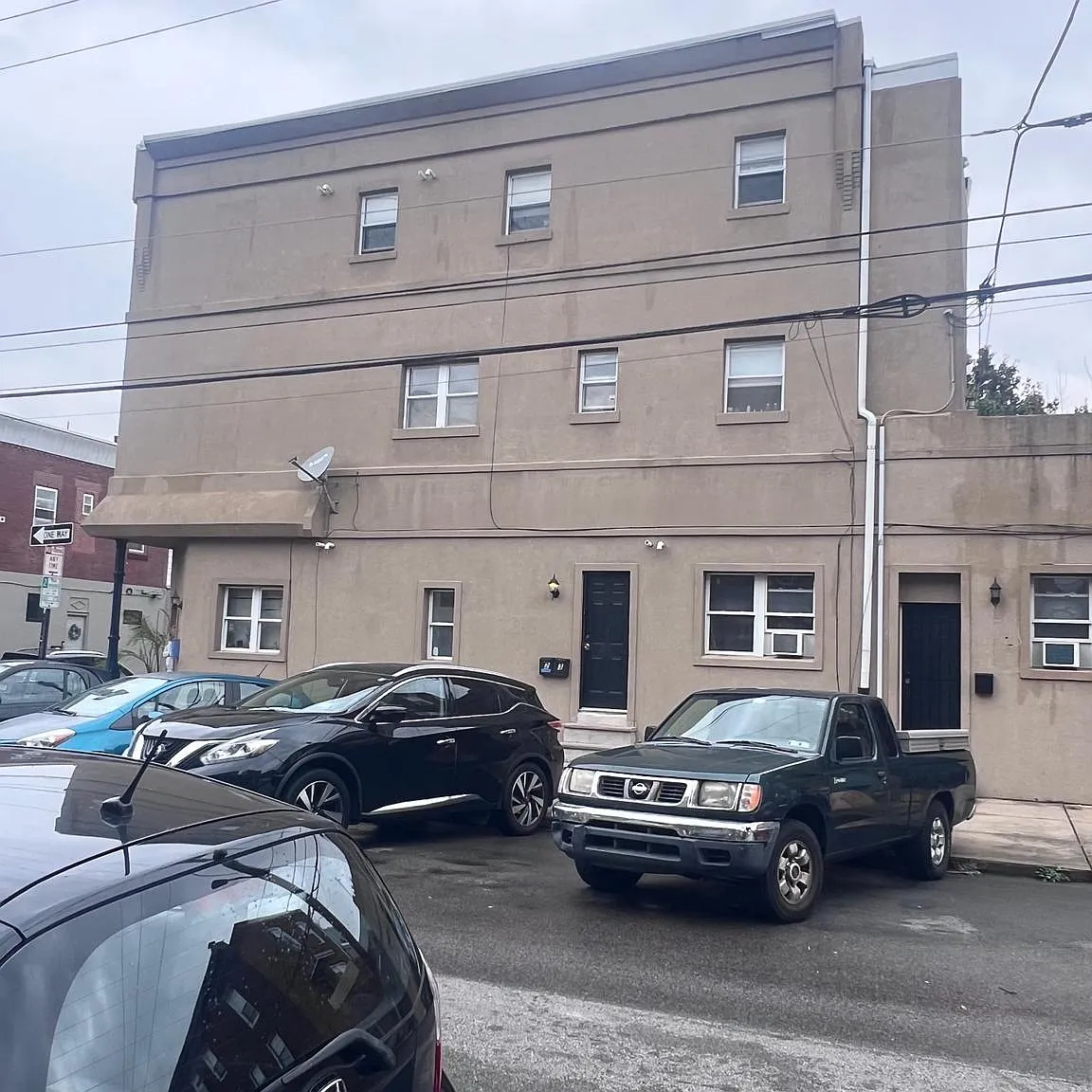 2 bed, 1.0 bath, 1000 sqft, $1,550 — Photo 1