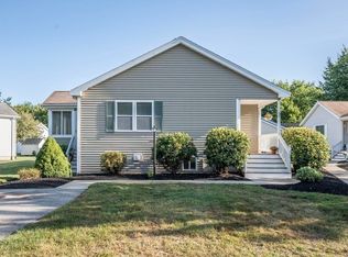64 Brookbend Way W UNIT 64, East Bridgewater, MA 02333
