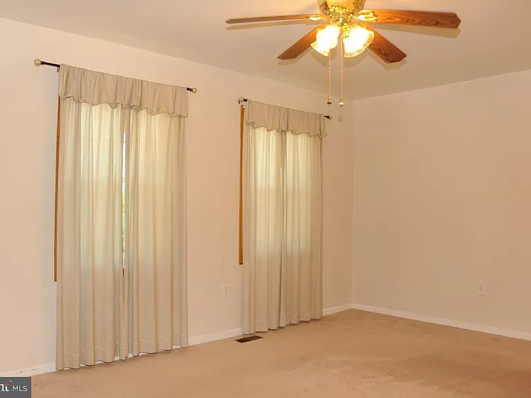 6612 Forbush Ct — Photo 11