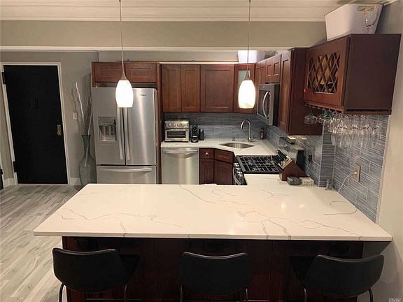 4th image of 315 Atlantic Ave APT 2L