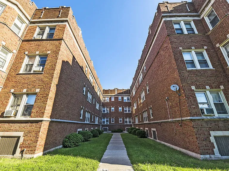 7109-15 S Ridgeland Ave #1736-44 — Photo 7