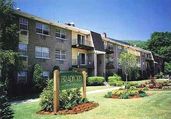 1st image of 298 Piermont Ave APT 1a