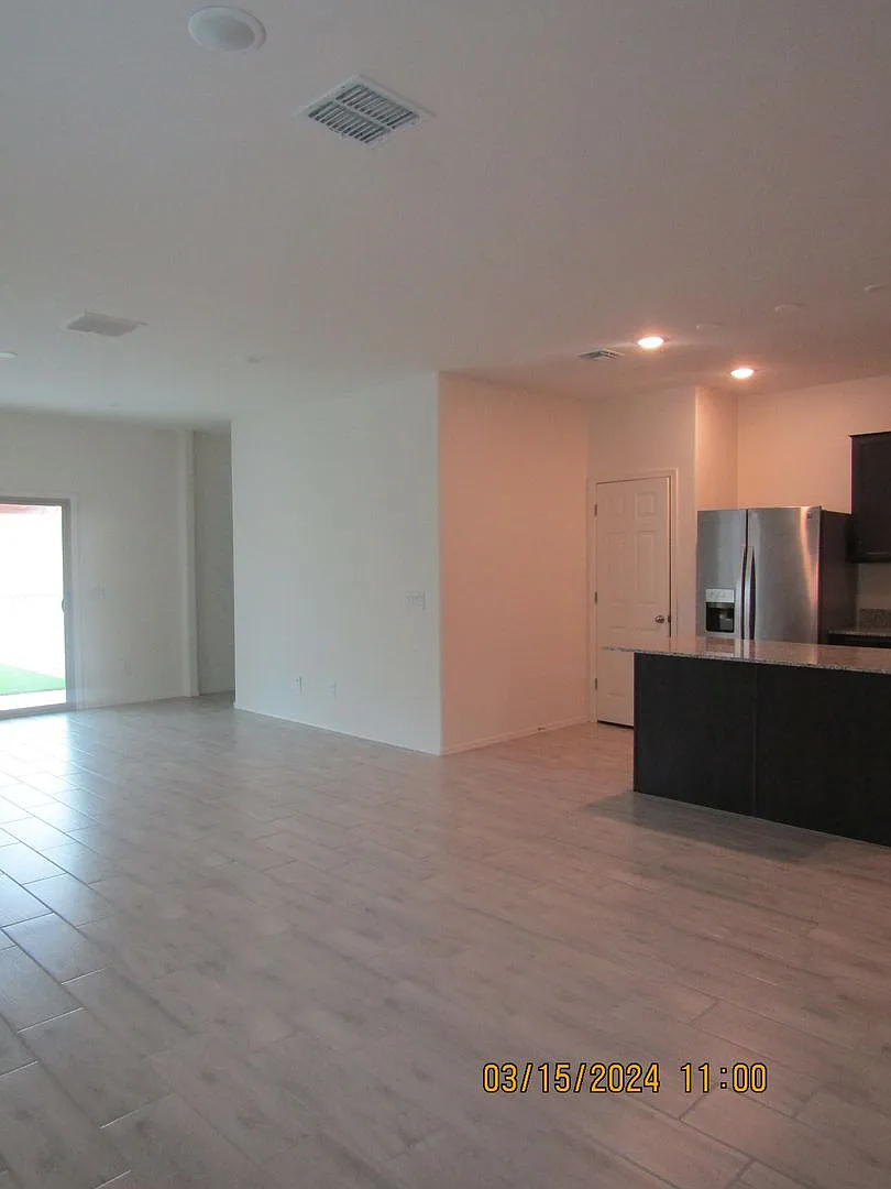 Single Story 4 bedroom home in Villago Community — Photo 4