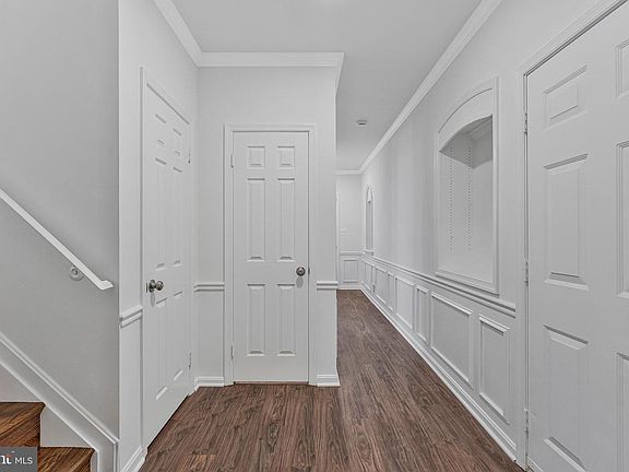 5th image of 1138 Randolph Rd