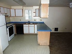 2nd image of 2613 N Madelia St
