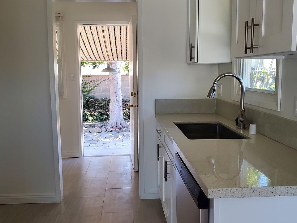 kitchen leading to back yard