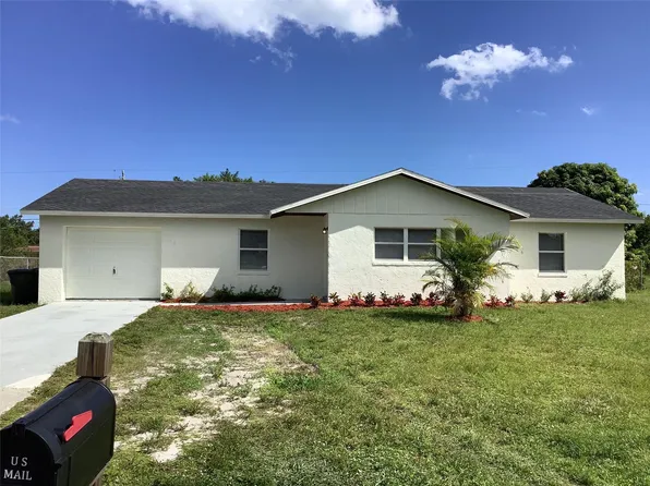 2540 Mohawk Avenue, Fort Pierce, FL 34946