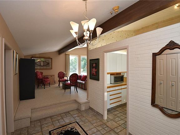3rd image of 24812 Albert Ln
