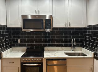 59 Christopher St APT 3A, New York, NY 10014