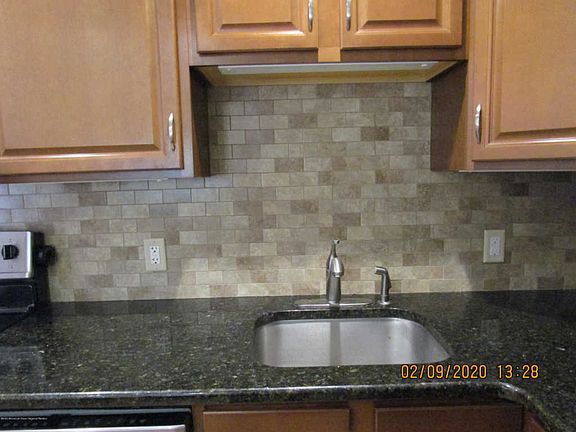 4th image of 46 Easton Dr #61