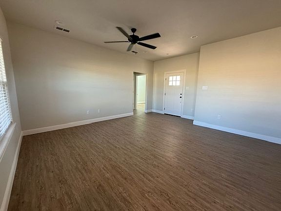 3rd image of 7032 Glen Abbey Ct