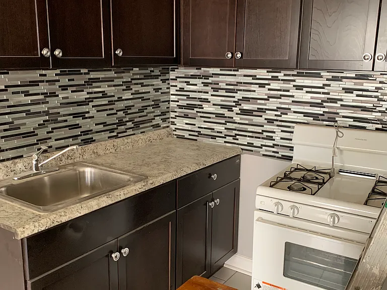 5668 N Ridge Ave #3N — Photo 1