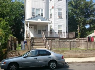 26 Angell St, Dorchester, MA 02124