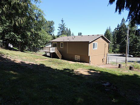 3rd image of 20418 Larita Dr E